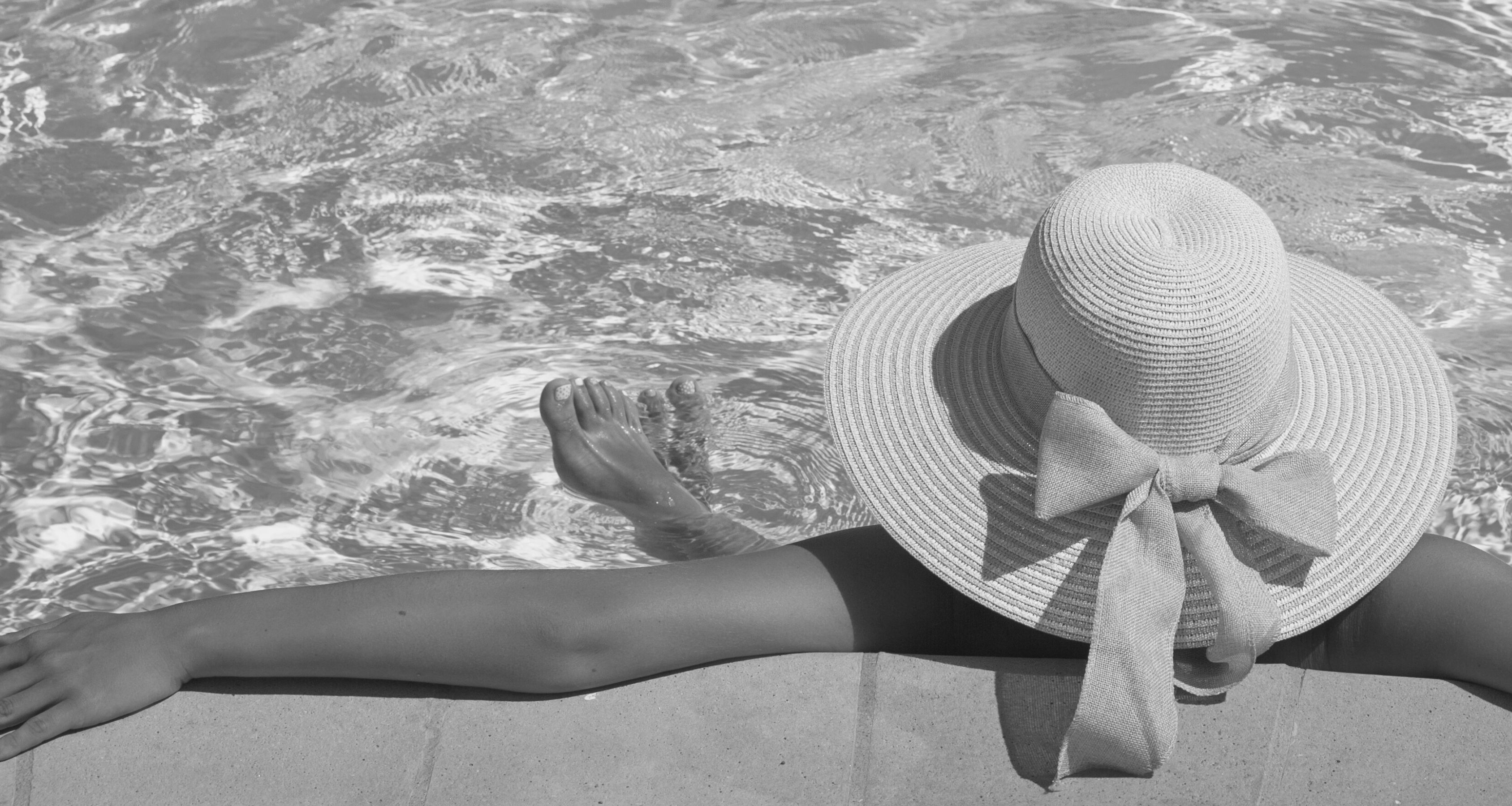 Hero banner image adoute